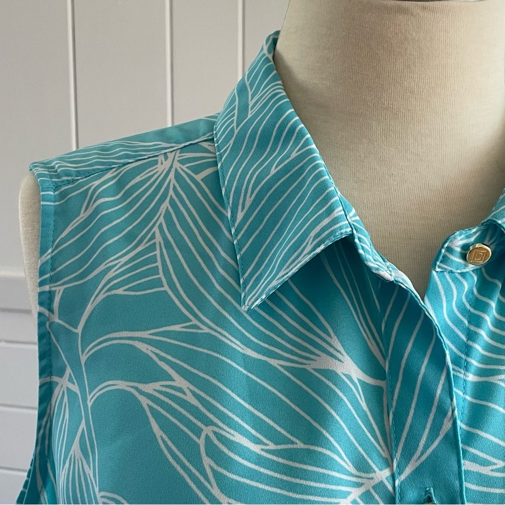 $15 SALE Aqua Leaf Print Button-Down Shirt Liz Claiborne Sleeveless Top Beach - Picture 3 of 7